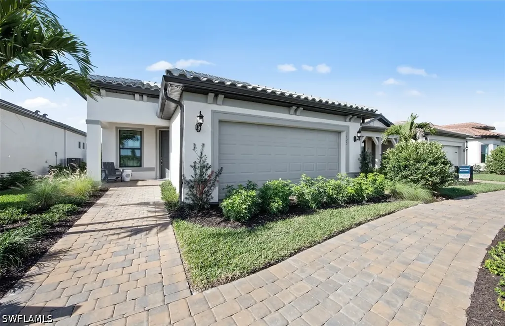 2114 Sequoia Court Naples FL 34120