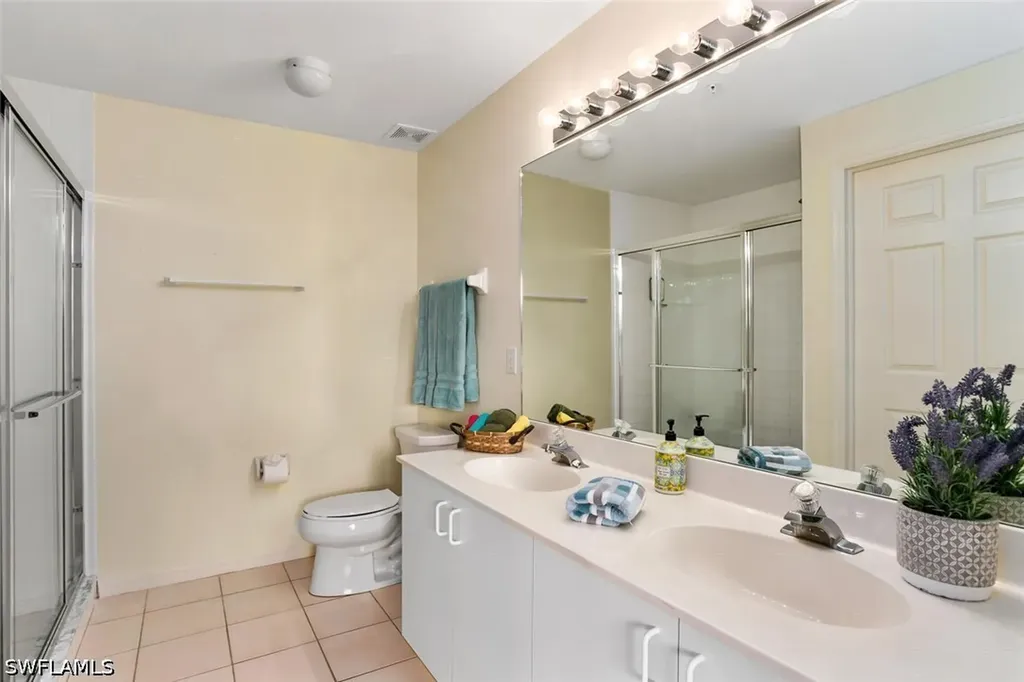 519 Roma Court Naples FL 34110