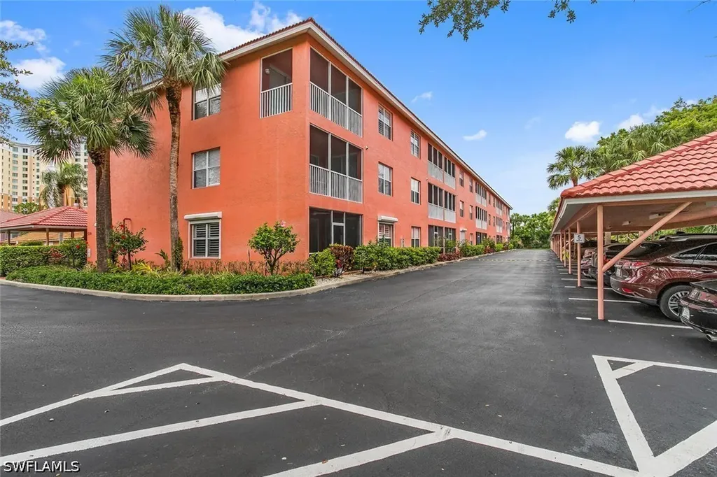 519 Roma Court Naples FL 34110