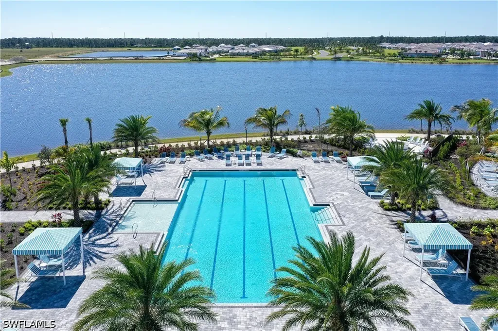4679 Skysail Drive Naples FL 34120
