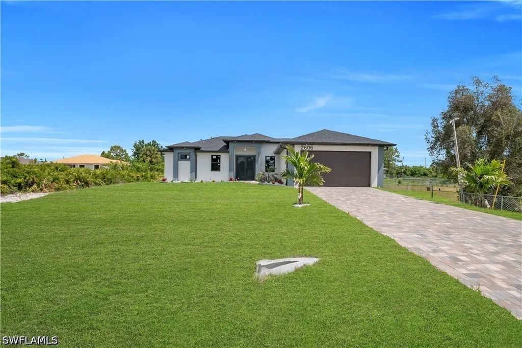 2606 40th Street SW Lehigh Acres FL 33976