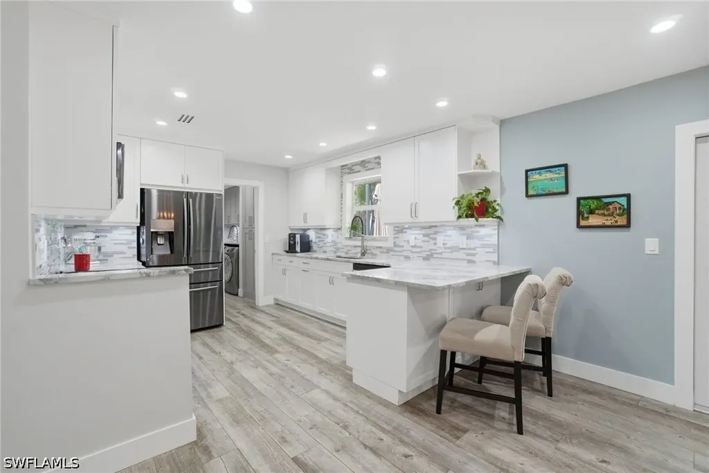 421 14th Avenue NW Naples FL 34120