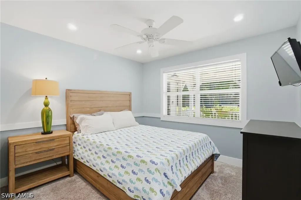 421 14th Avenue NW Naples FL 34120