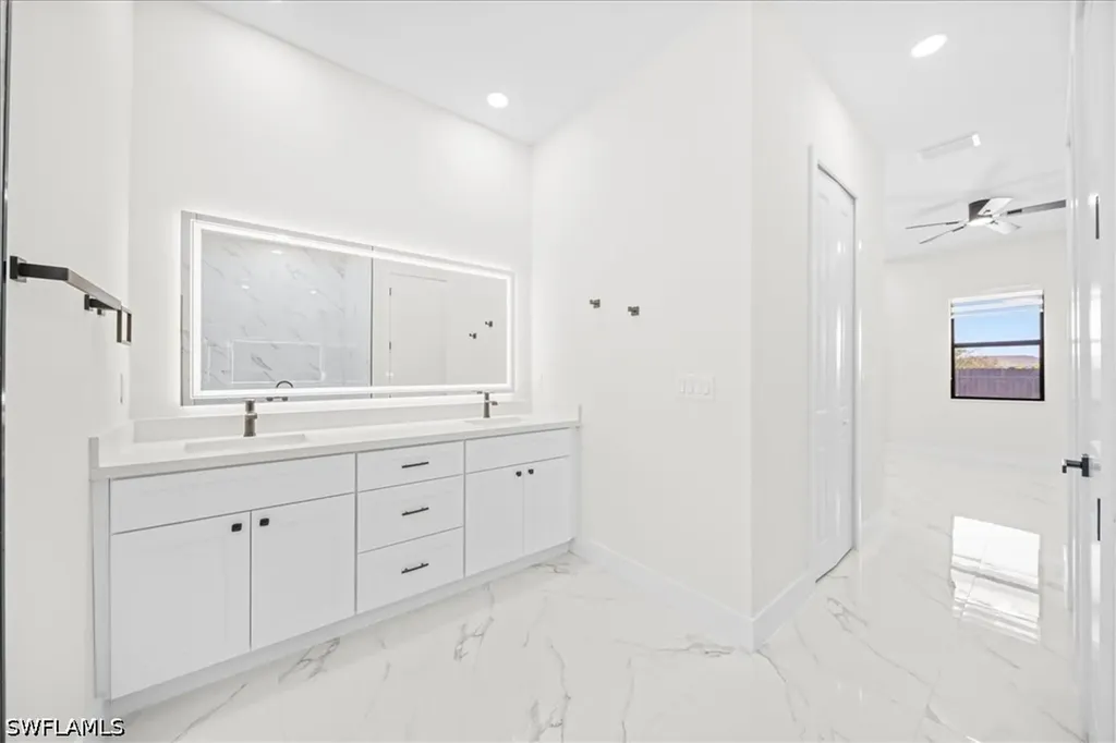 122 NE 11th Terrace Cape Coral FL 33909