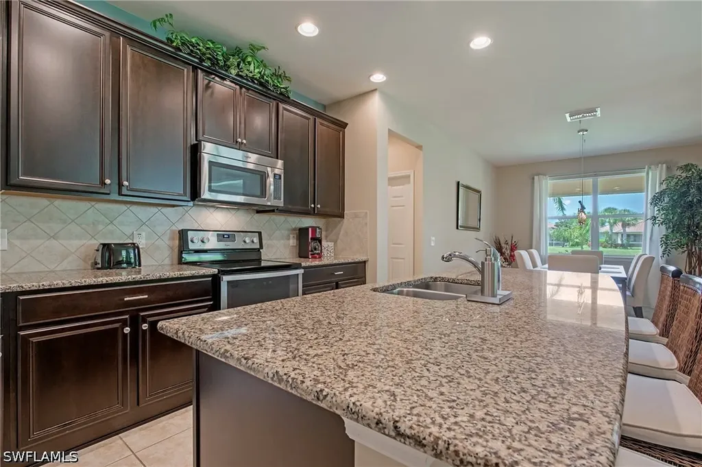 28000 Quiet Water Way Bonita Springs FL 34135