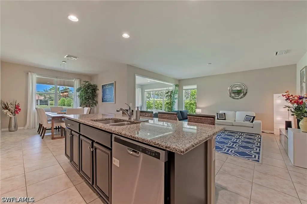 28000 Quiet Water Way Bonita Springs FL 34135