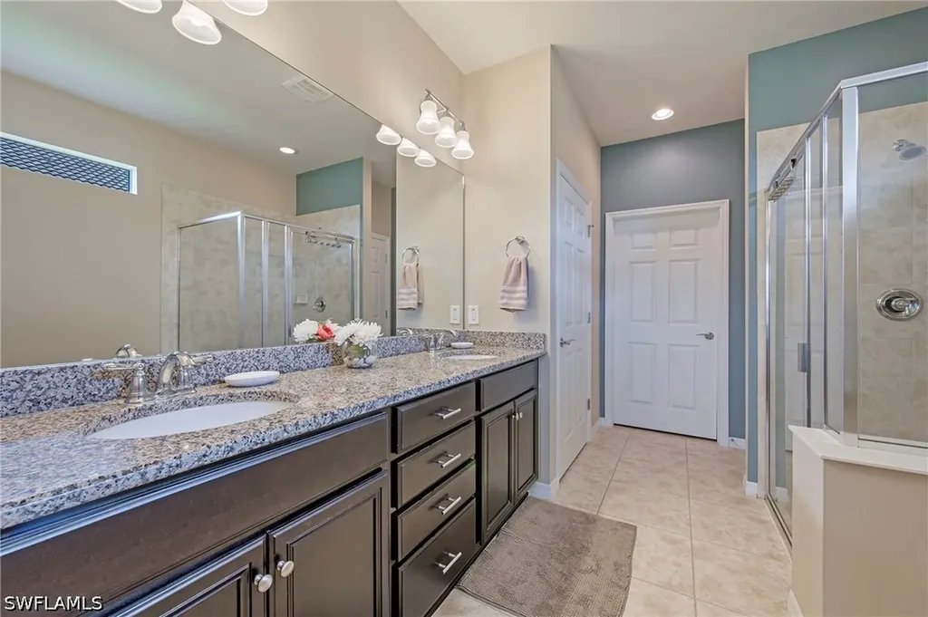 28000 Quiet Water Way Bonita Springs FL 34135