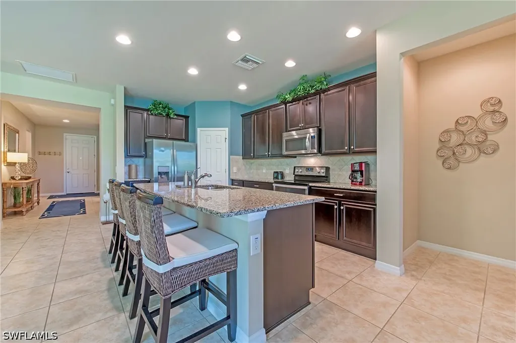 28000 Quiet Water Way Bonita Springs FL 34135