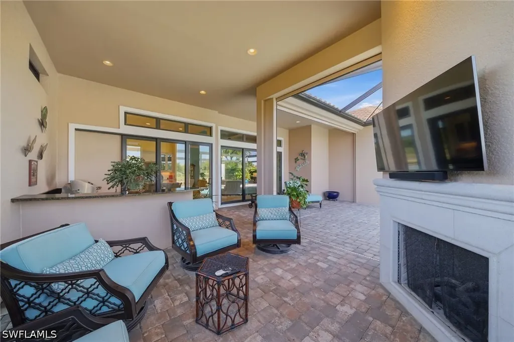 8816 Savona Court Naples FL 34119