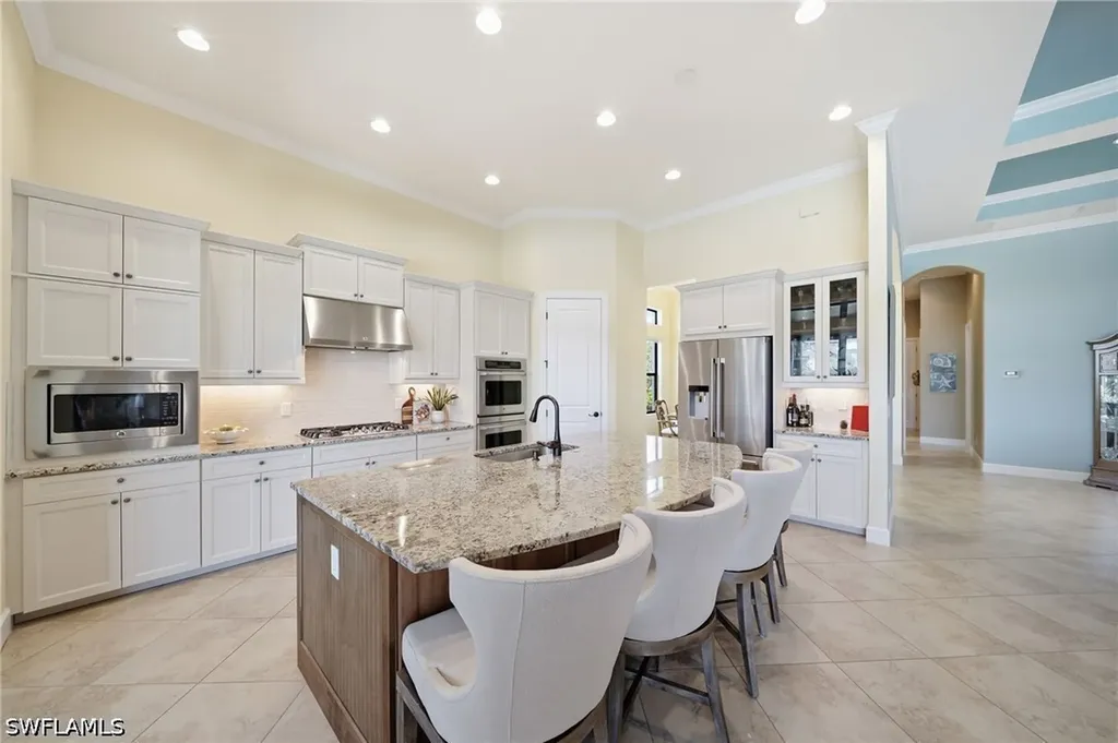 8816 Savona Court Naples FL 34119