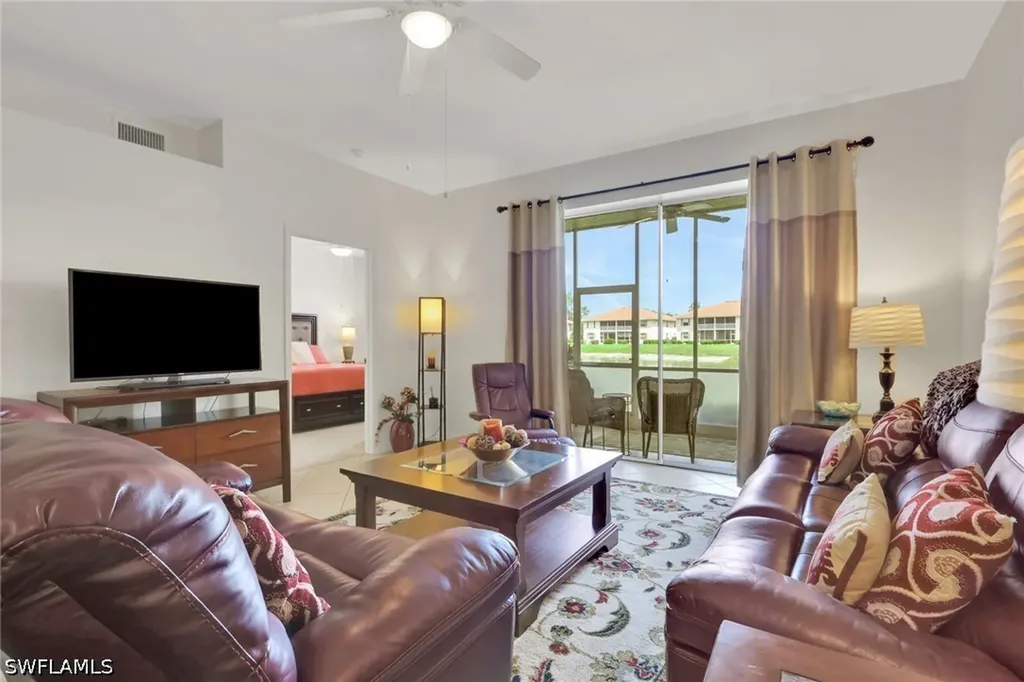 320 Robin Hood Circle Naples FL 34104