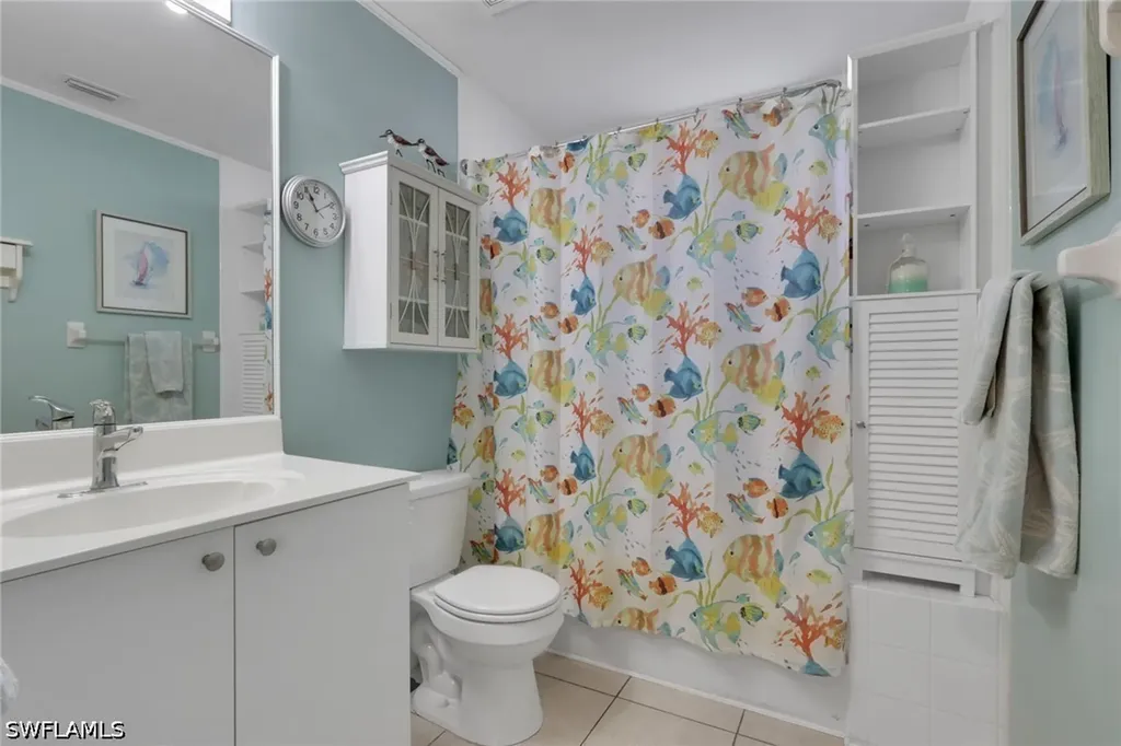 320 Robin Hood Circle Naples FL 34104
