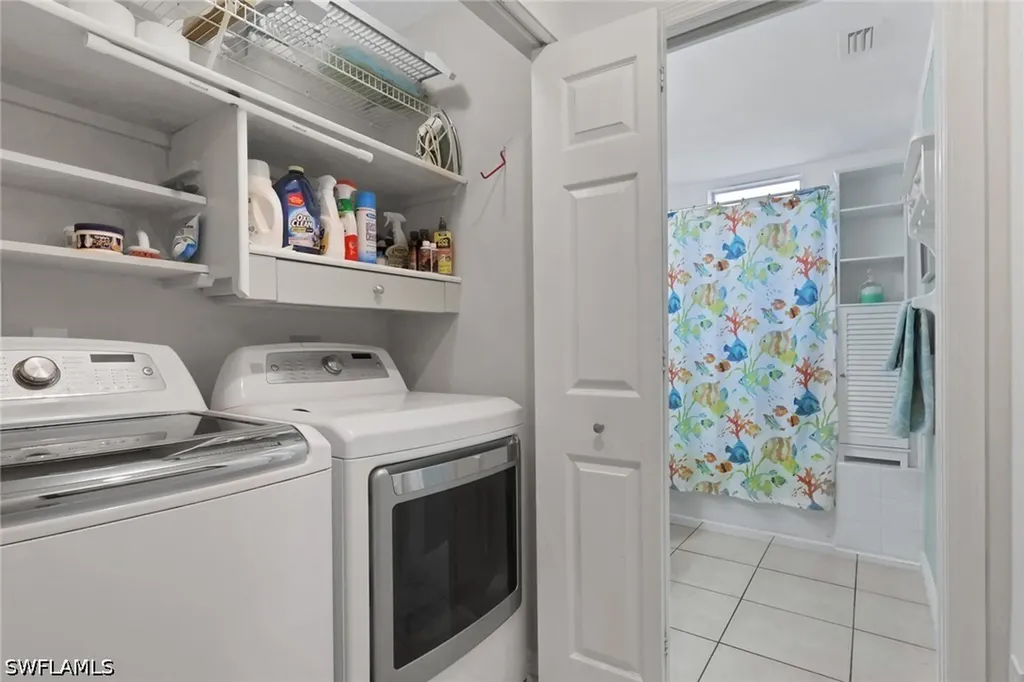 320 Robin Hood Circle Naples FL 34104