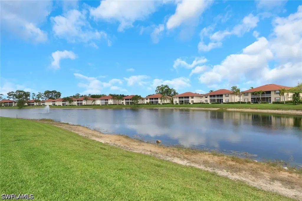 320 Robin Hood Circle Naples FL 34104