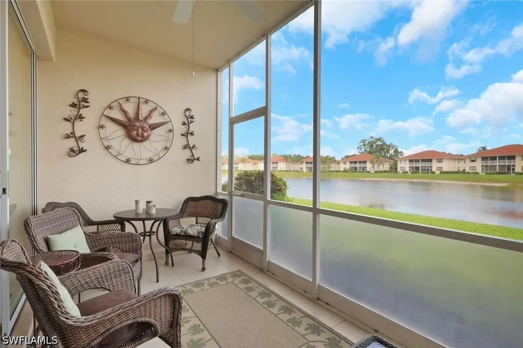 320 Robin Hood Circle Naples FL 34104