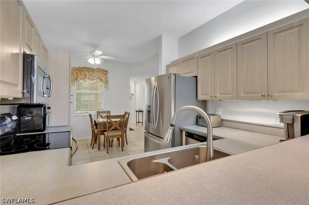 320 Robin Hood Circle Naples FL 34104