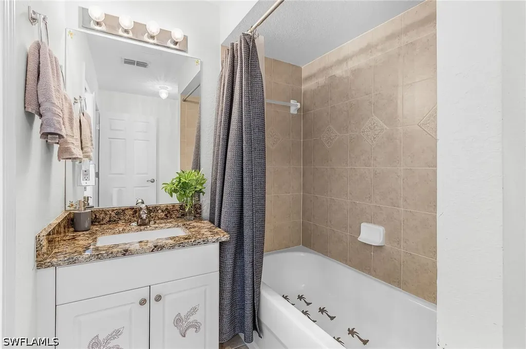 1215 SE 27th Street Cape Coral FL 33904