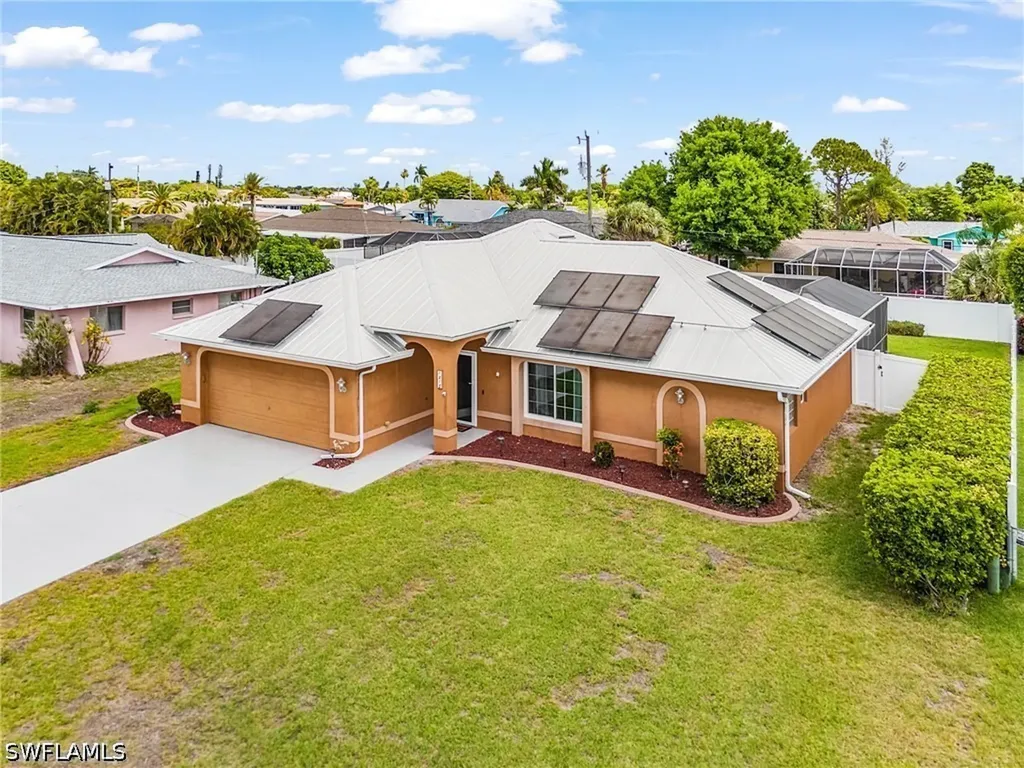 1215 SE 27th Street Cape Coral FL 33904