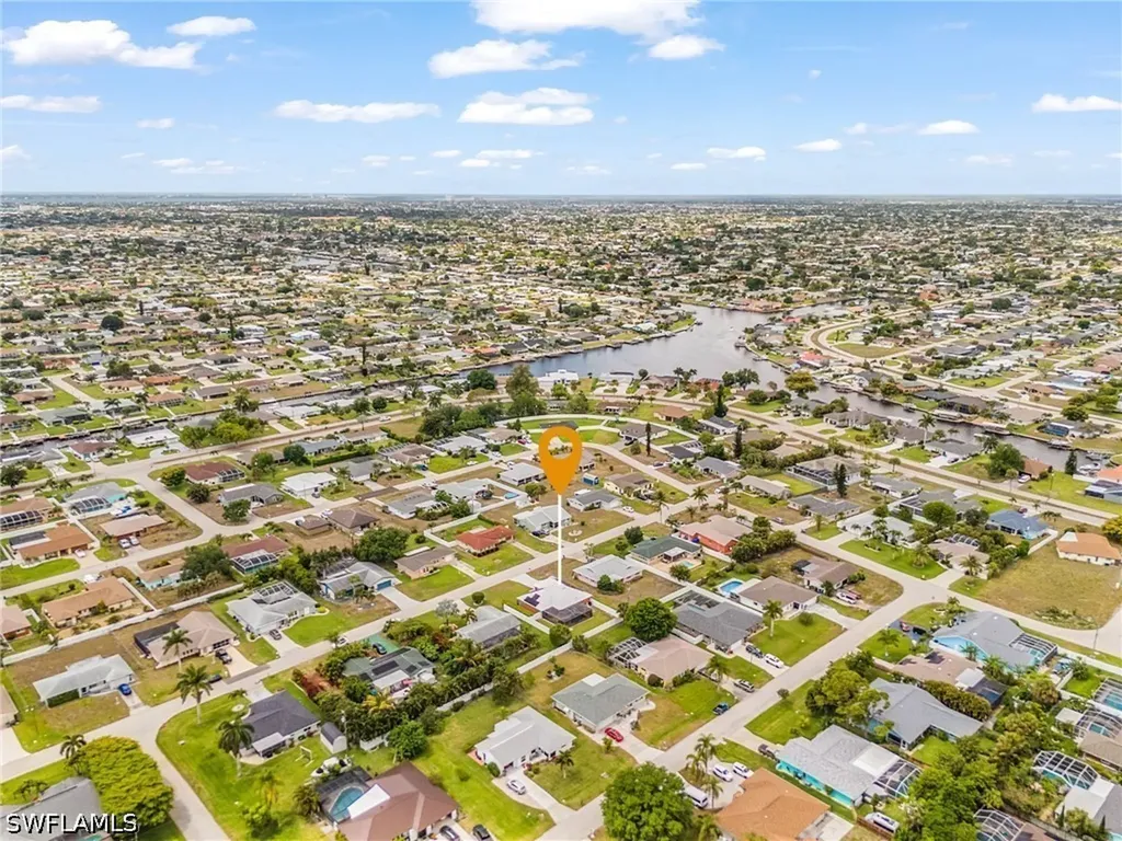 1215 SE 27th Street Cape Coral FL 33904