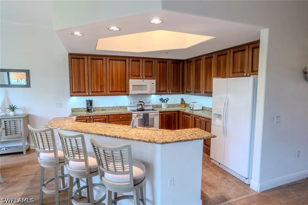 1045 Sandpiper Street Naples FL 34102