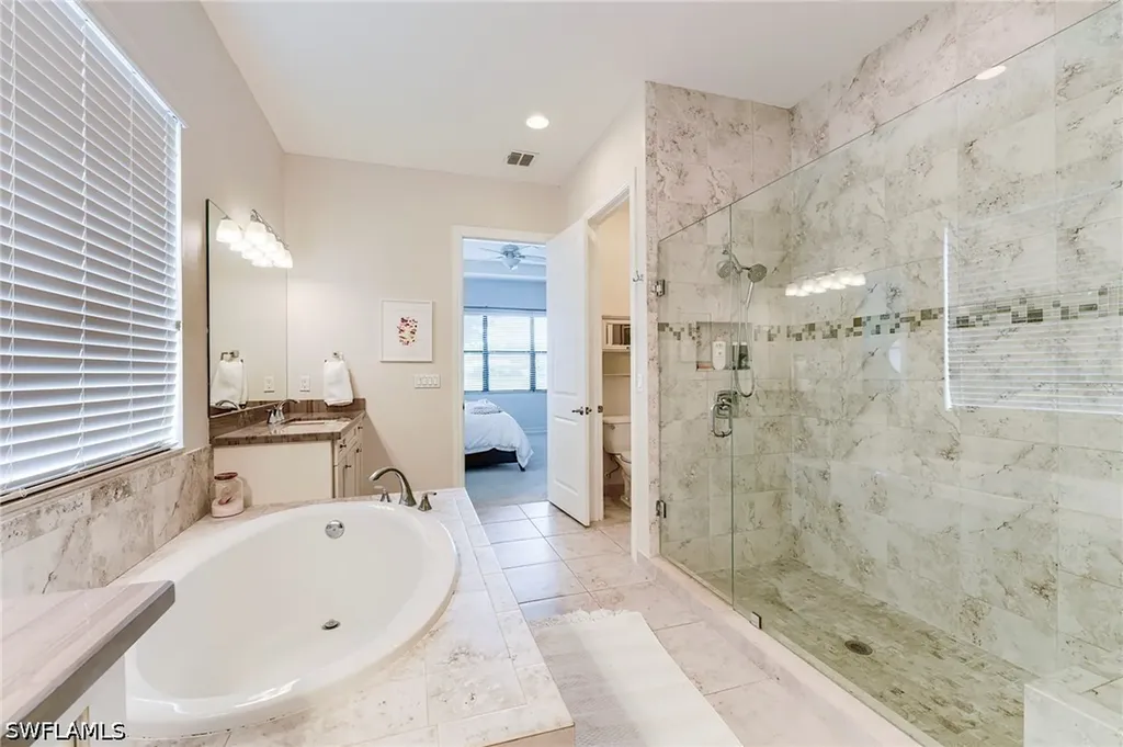 9335 Woodhurst Drive Naples FL 34120