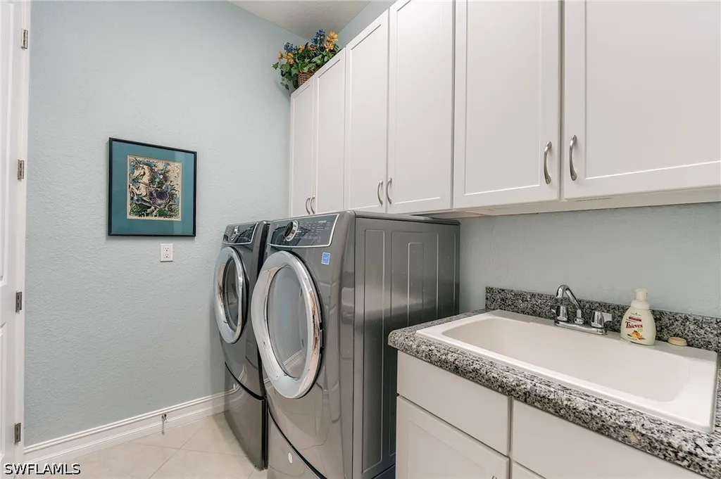 9335 Woodhurst Drive Naples FL 34120