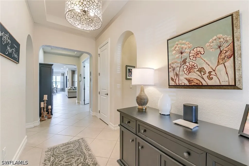 9335 Woodhurst Drive Naples FL 34120