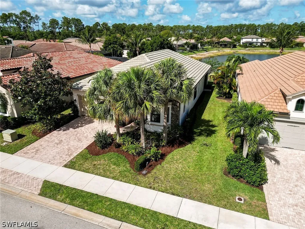 9335 Woodhurst Drive Naples FL 34120