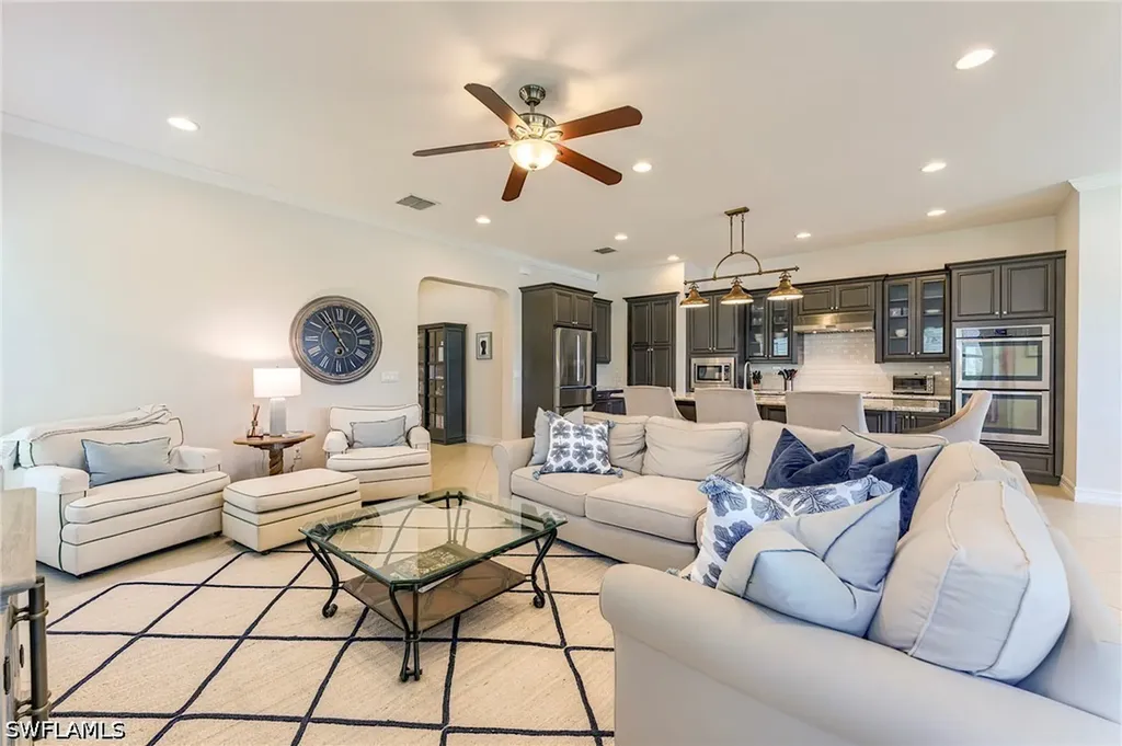 9335 Woodhurst Drive Naples FL 34120