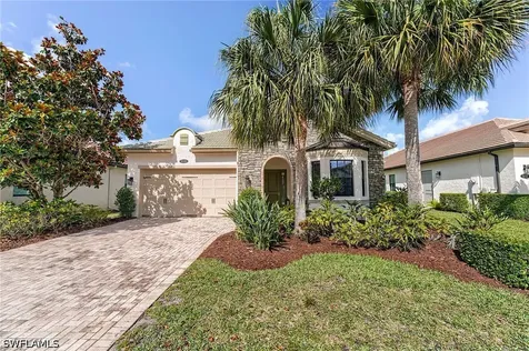 9335 Woodhurst Drive Naples FL 34120