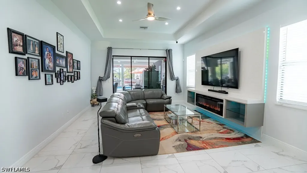 218 22nd Avenue NE Naples FL 34120