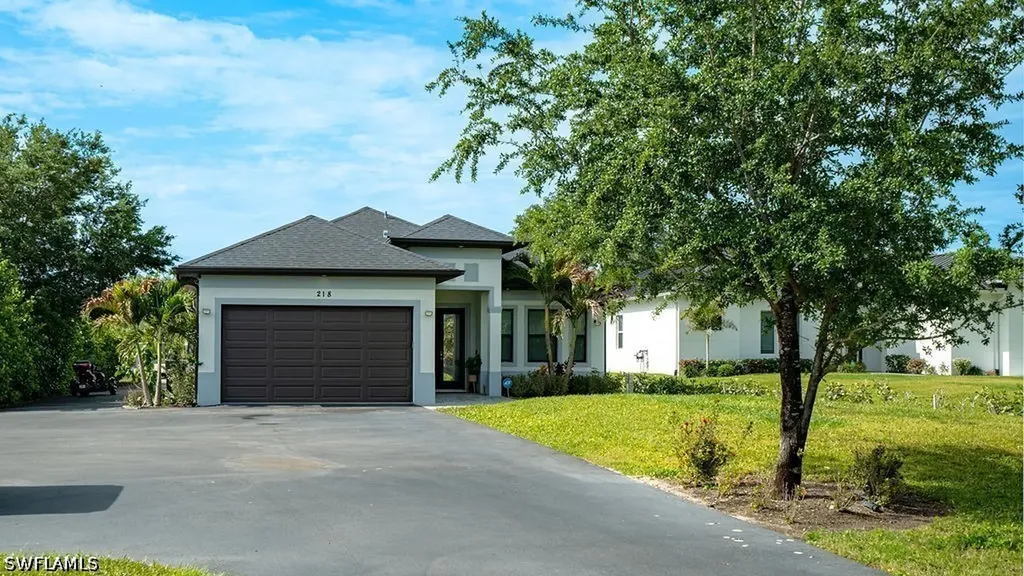 218 22nd Avenue NE Naples FL 34120