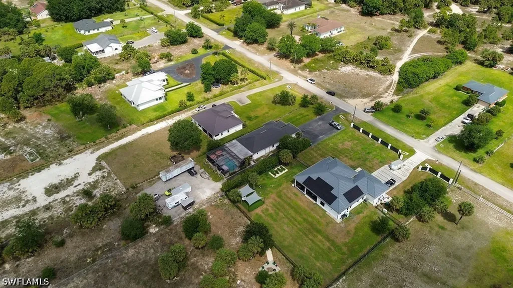 218 22nd Avenue NE Naples FL 34120