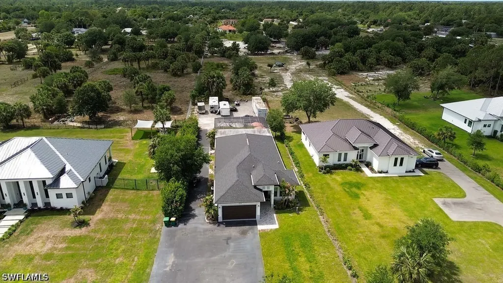 218 22nd Avenue NE Naples FL 34120