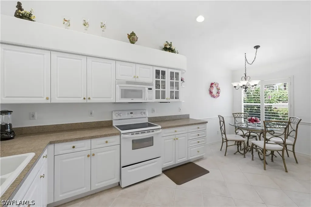 8024 Sivon Way Naples FL 34119