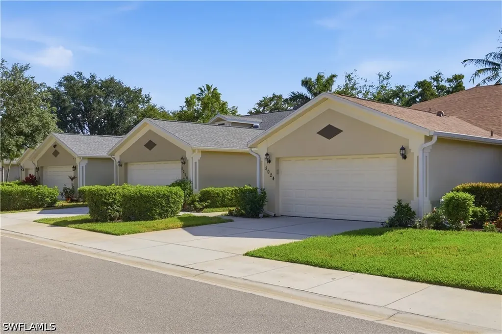 8024 Sivon Way Naples FL 34119