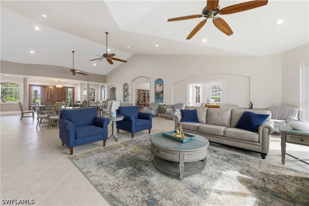 8024 Sivon Way Naples FL 34119