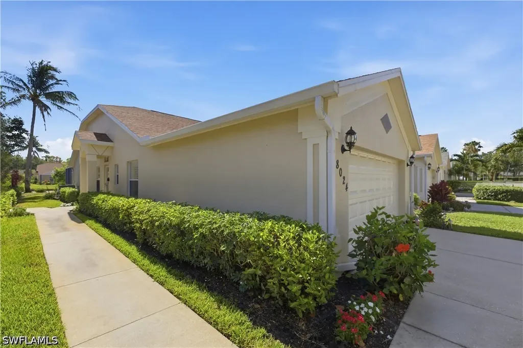 8024 Sivon Way Naples FL 34119