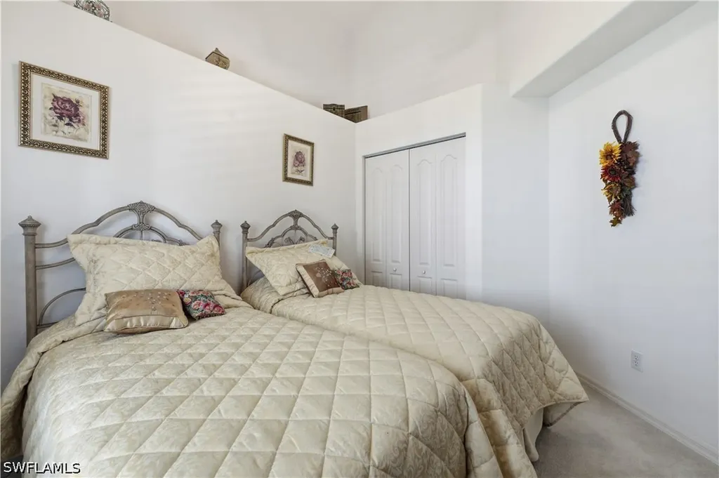 8024 Sivon Way Naples FL 34119