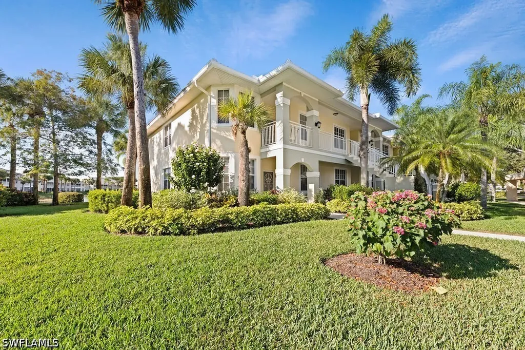 2295 Carrington Court Naples FL 34109