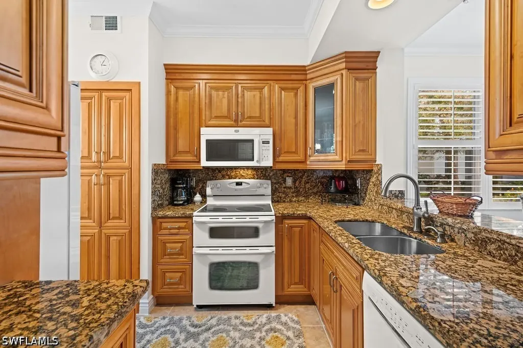 2295 Carrington Court Naples FL 34109