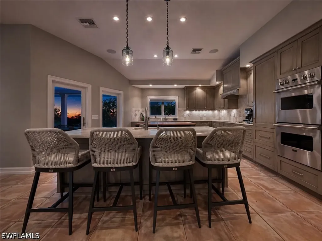 4083 Belair Lane Naples FL 34103
