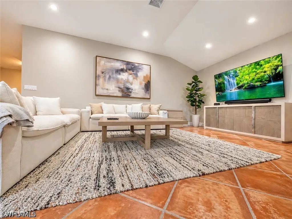 4083 Belair Lane Naples FL 34103