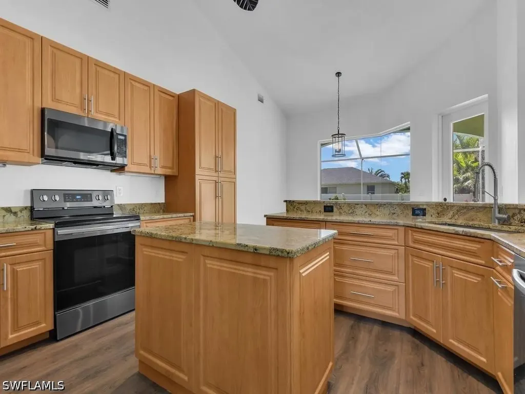 2662 SW 31st Lane Cape Coral FL 33914