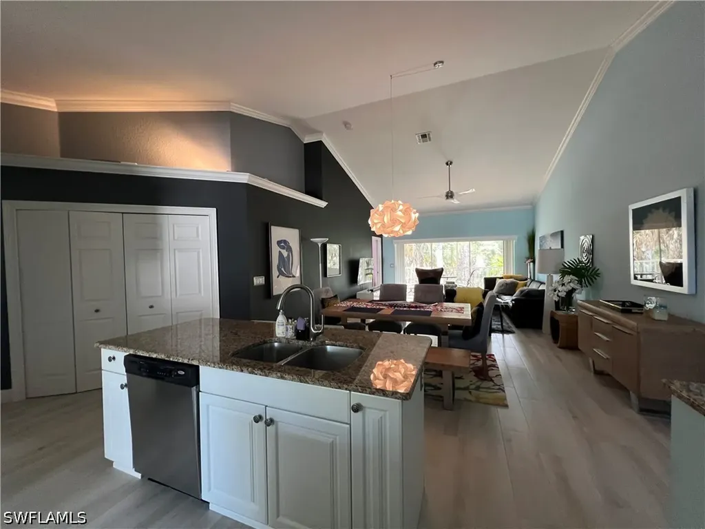 1095 Partridge Circle Naples FL 34104