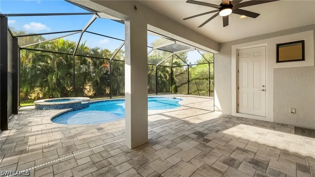 11195 Street Roman Way Bonita Springs FL 34135