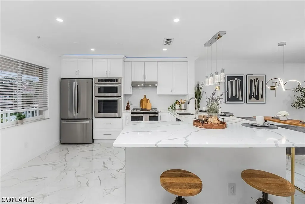 620 Luisa Court Naples FL 34104