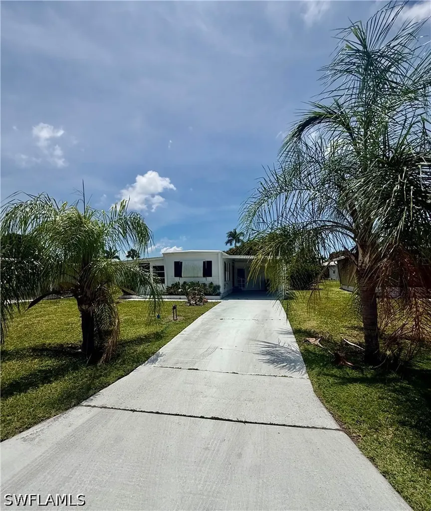 514 Monte Carlo Lane Naples FL 34112