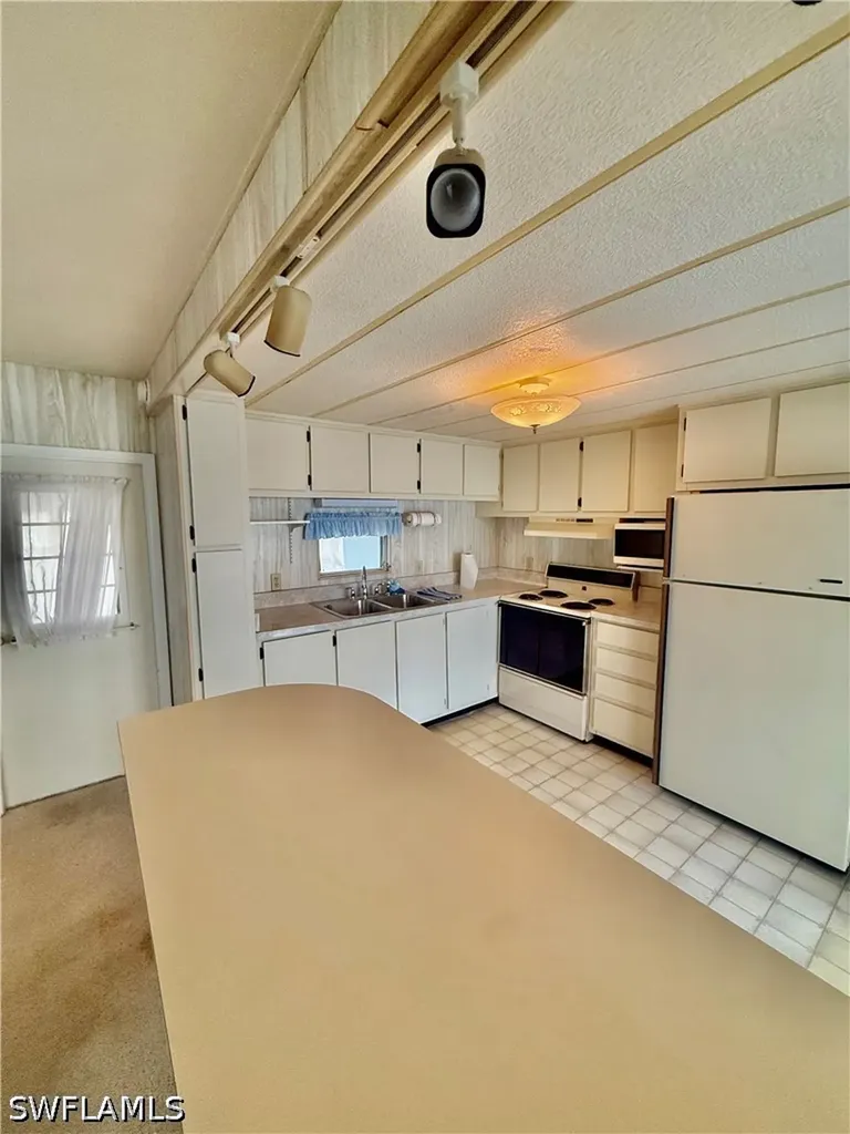514 Monte Carlo Lane Naples FL 34112