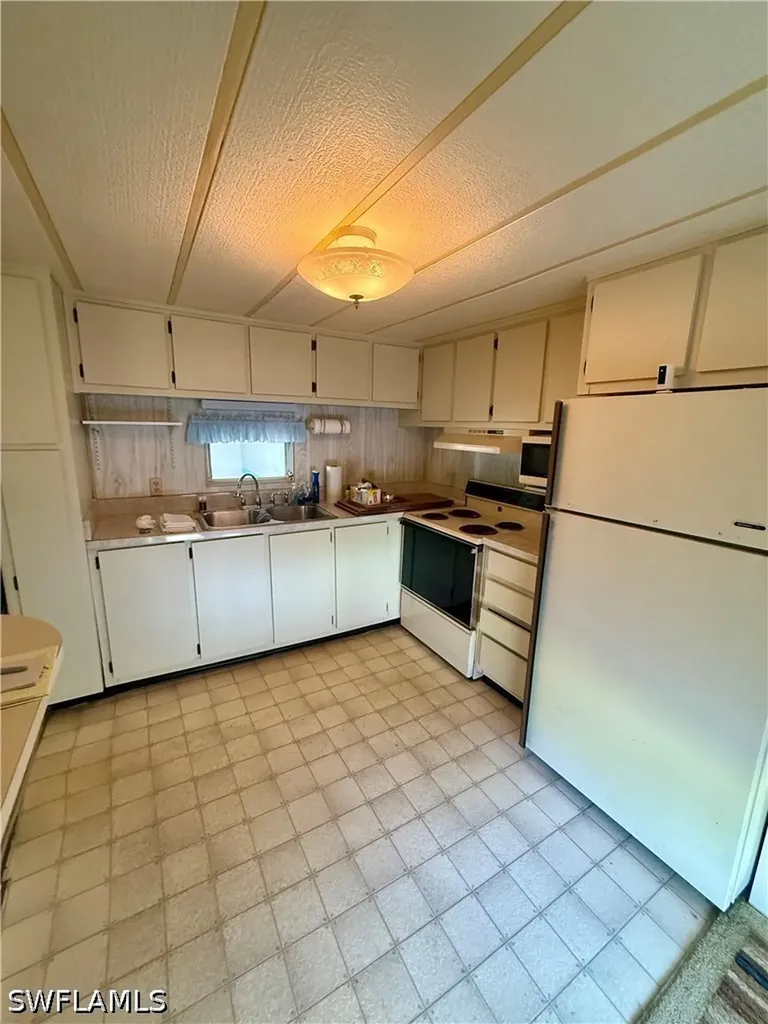 514 Monte Carlo Lane Naples FL 34112